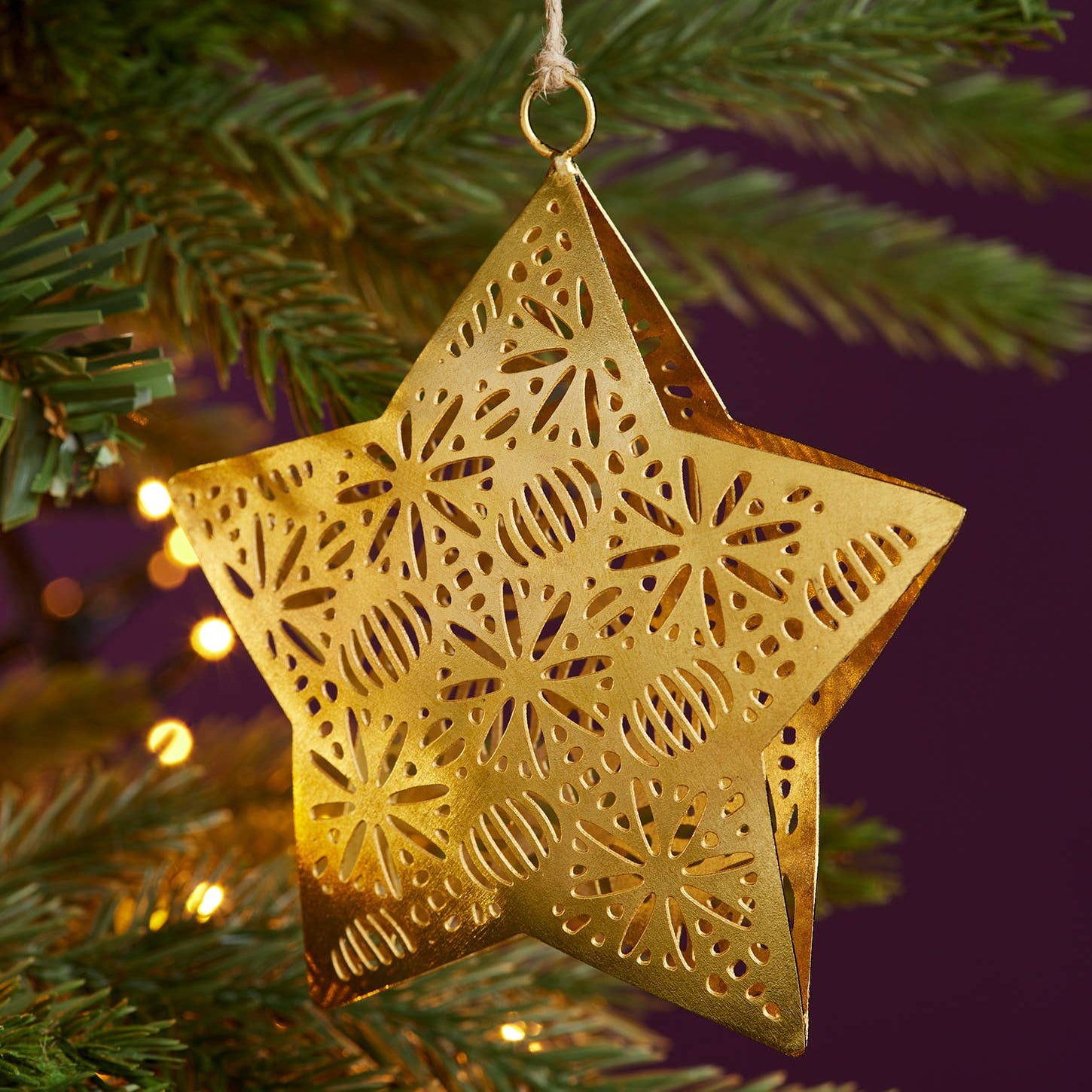 Intricate Gold Star Christmas Decoration